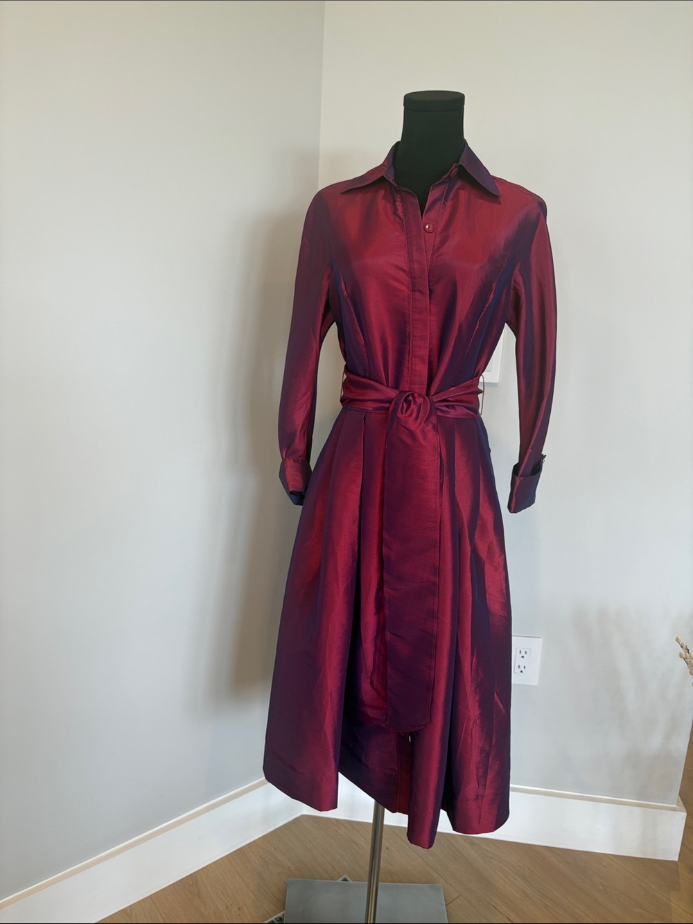 Burgundy Taffeta Shirt Dress | Long sleeve Midi | Size Small